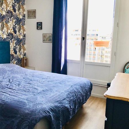 Superior Apartment - Last Floor With Nice View - Next To Metro Croix De Chavaux Line 9 Montreuil  Bagian luar foto